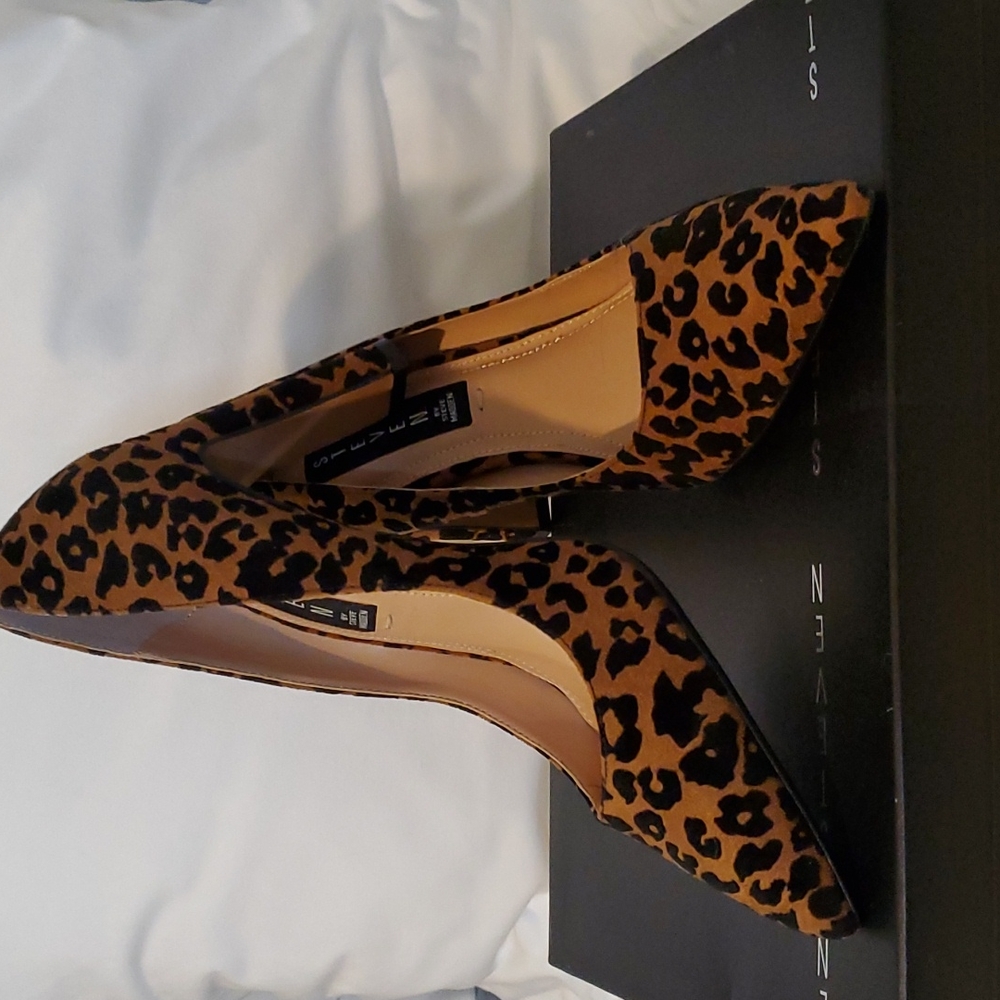 NWT Steve Madden Jan Leopard Heels